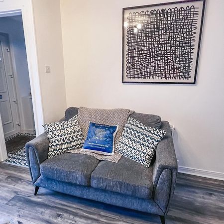 Staybynumbers - Belfast City Centre & Parking Bagian luar foto