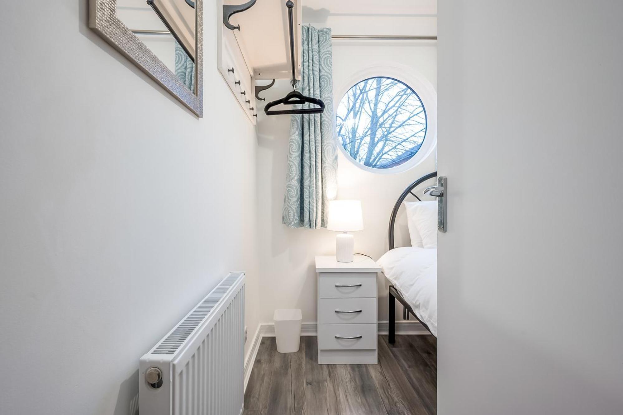 Staybynumbers - Belfast City Centre & Parking Bagian luar foto